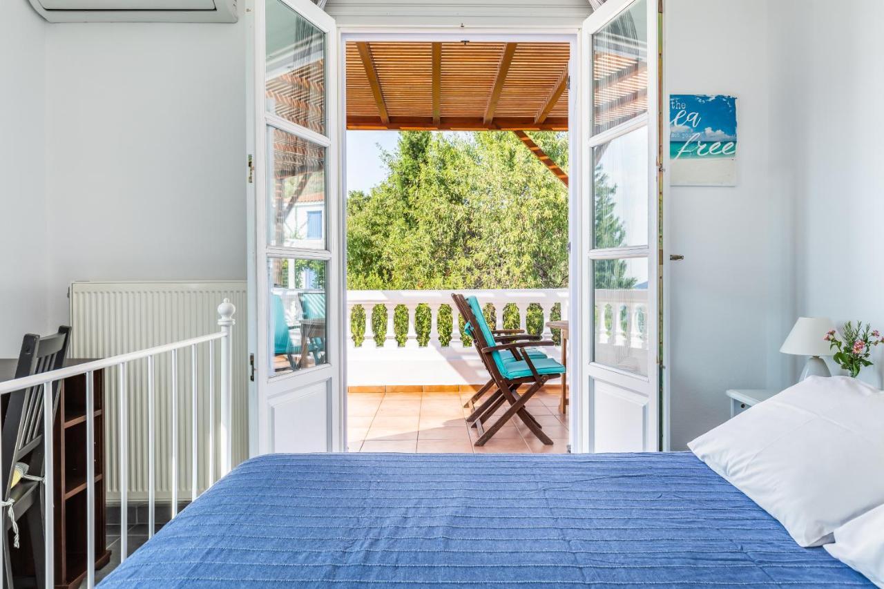Villa Rodia With Swimming Pool On Skopelos Island Luaran gambar